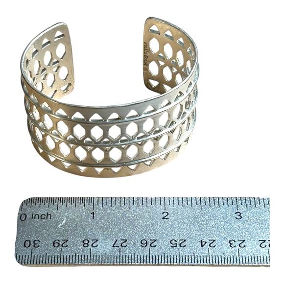 Stella & Dot Plait Brushed Bright Silver Tone Cuff Bracelet - Picture 5 of 5